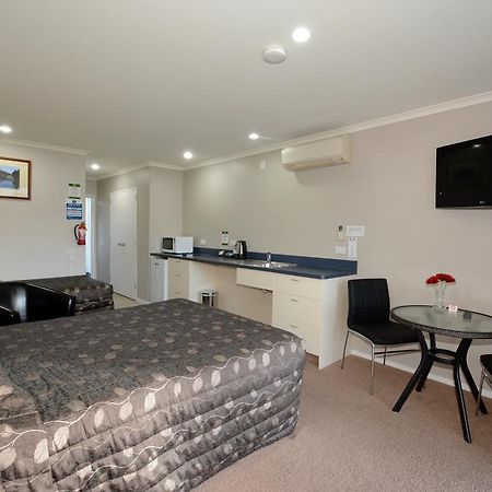 Otago Peninsula Motel Portobello Bagian luar foto